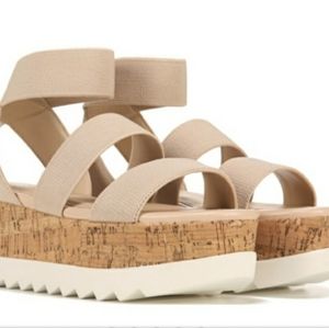 Madden Girl Women's Serenaa Platform Sandal